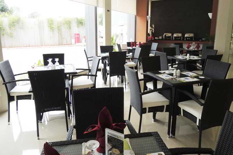 Sahid Mutiara Karawaci Hotel Тангеранг Екстериор снимка