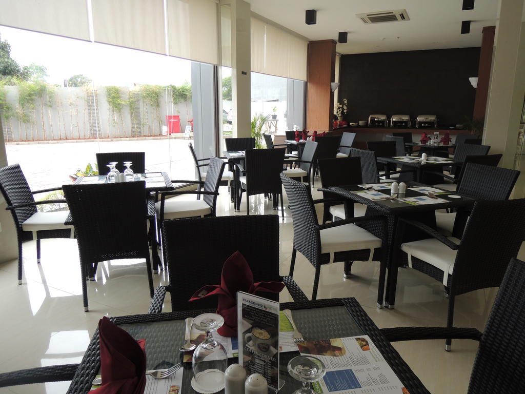 Sahid Mutiara Karawaci Hotel Тангеранг Екстериор снимка