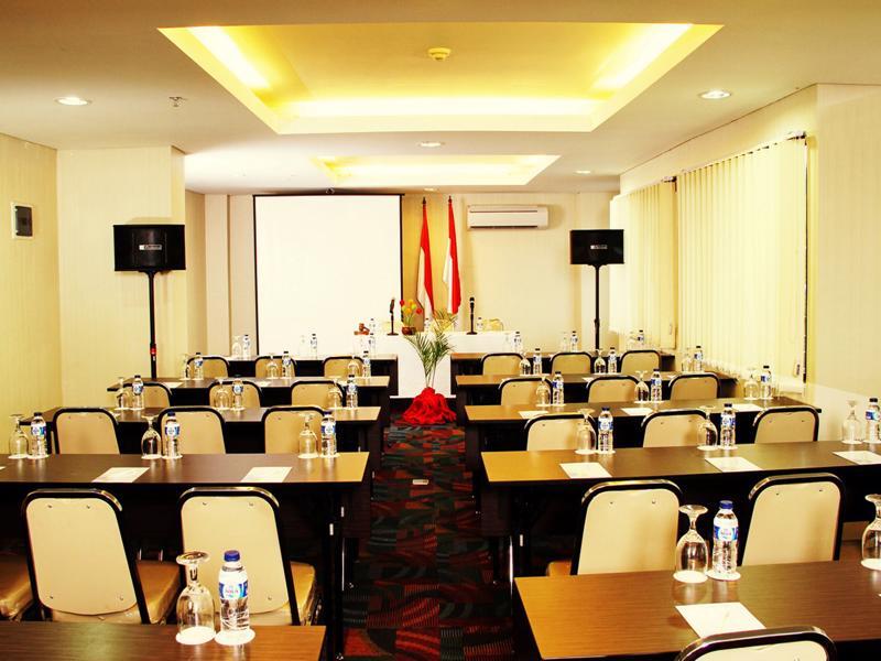 Sahid Mutiara Karawaci Hotel Тангеранг Екстериор снимка