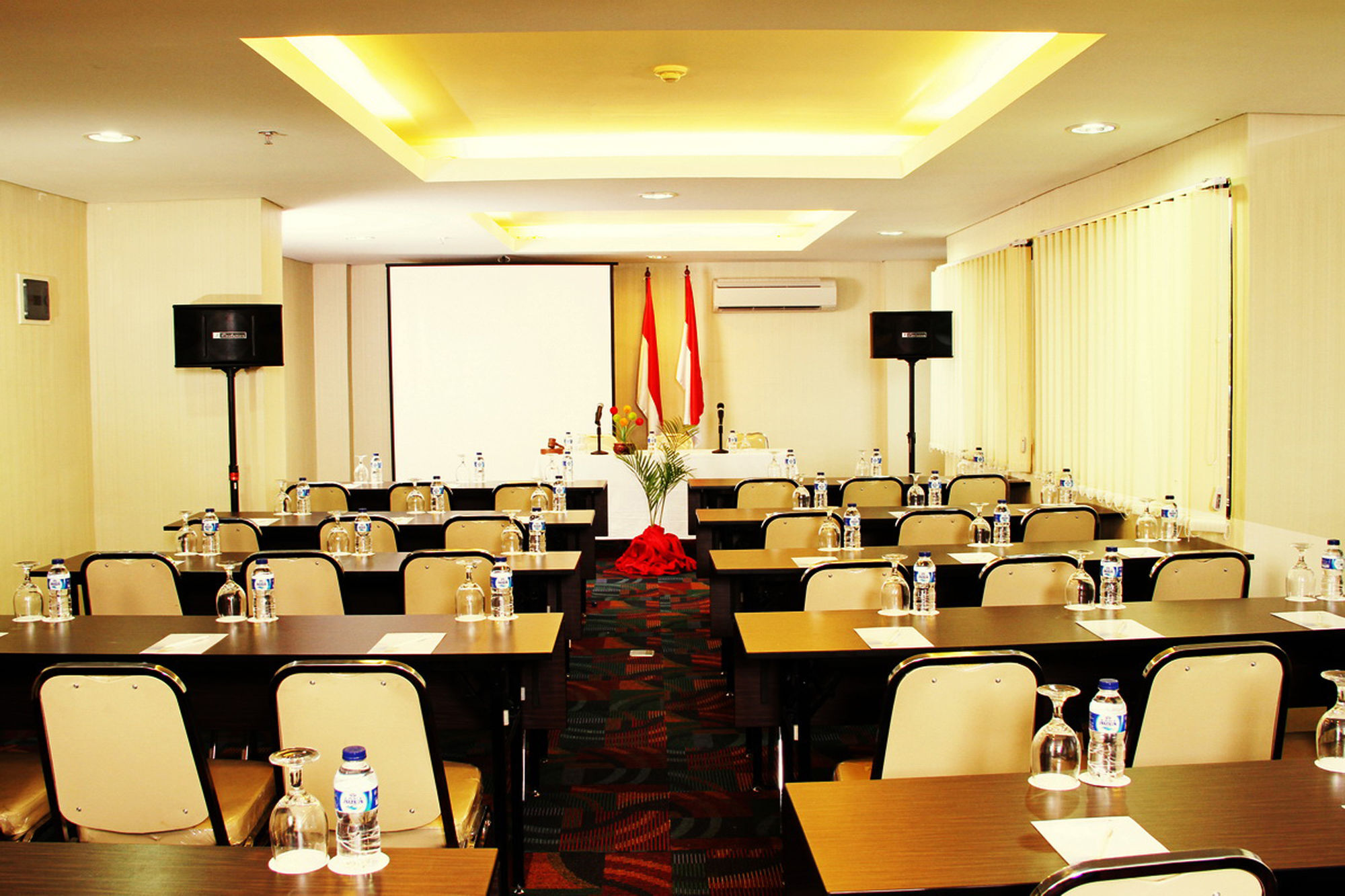 Sahid Mutiara Karawaci Hotel Тангеранг Екстериор снимка